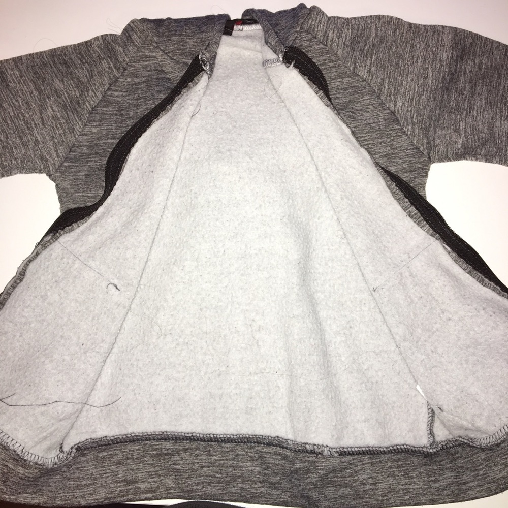 Boys Jacket‼️Check Description‼️ - Picture 2 of 4